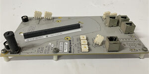 HONEYWELL CC-TCNT01 (4) Honeywell CC-TCNT01