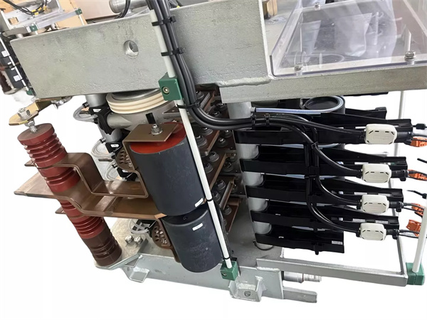 S-073N 3BHB009884R5211