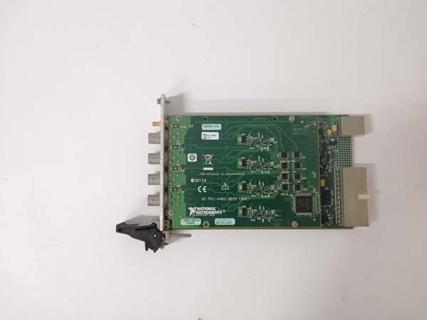 NI PXI-4462