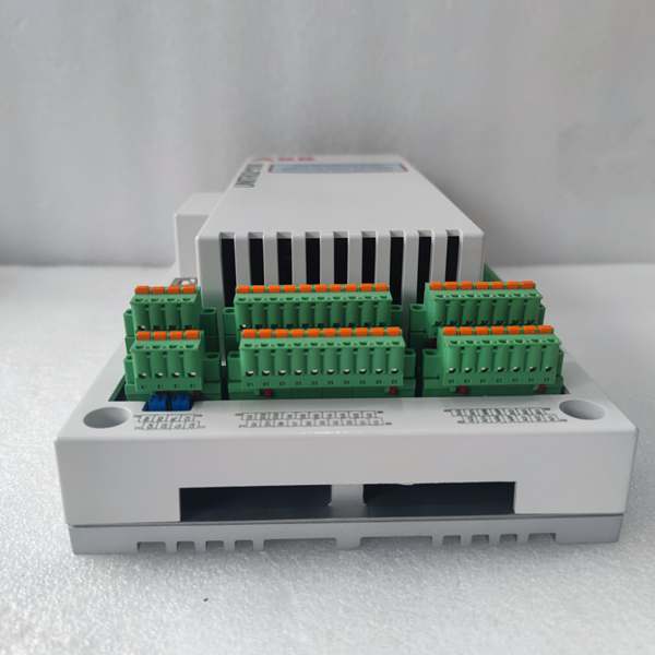 ABB UNITROL 1010 3BHE035301R1002