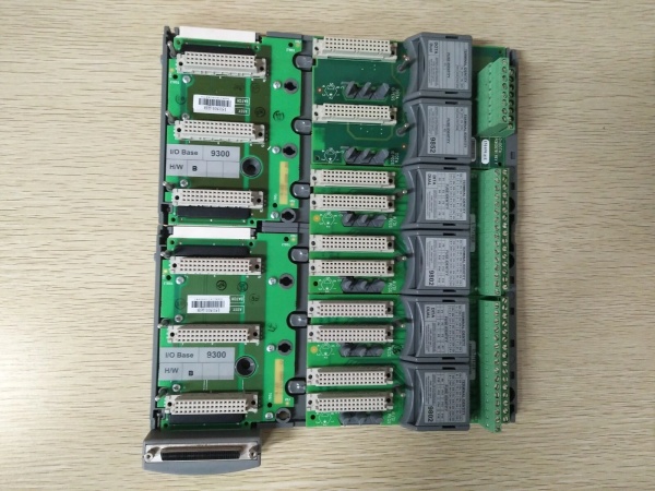 ICS Triplex T9831