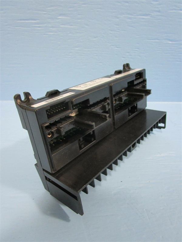GE IC670CHS101