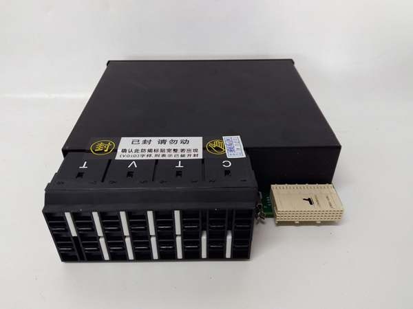 GE UR-8FV