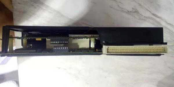 IC697CPX772 (8)